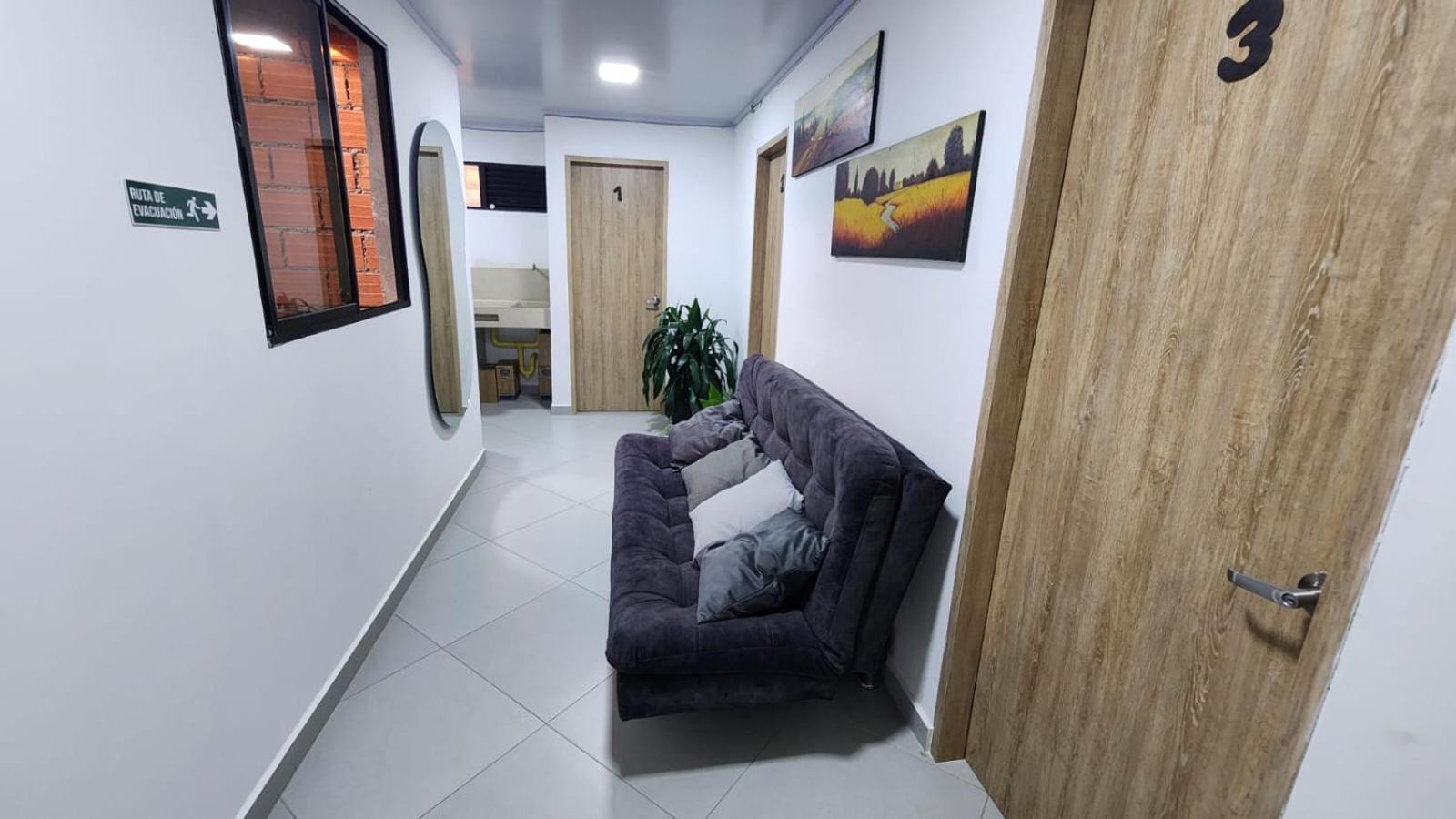 Hotel Medellin Calasanz Dış mekan fotoğraf