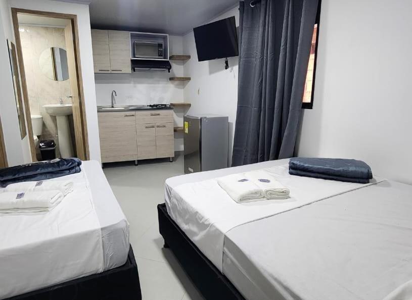 Hotel Medellin Calasanz Dış mekan fotoğraf