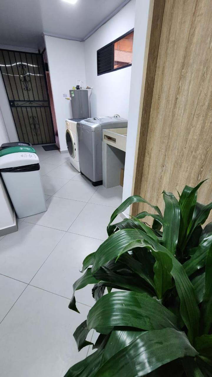 Hotel Medellin Calasanz Dış mekan fotoğraf