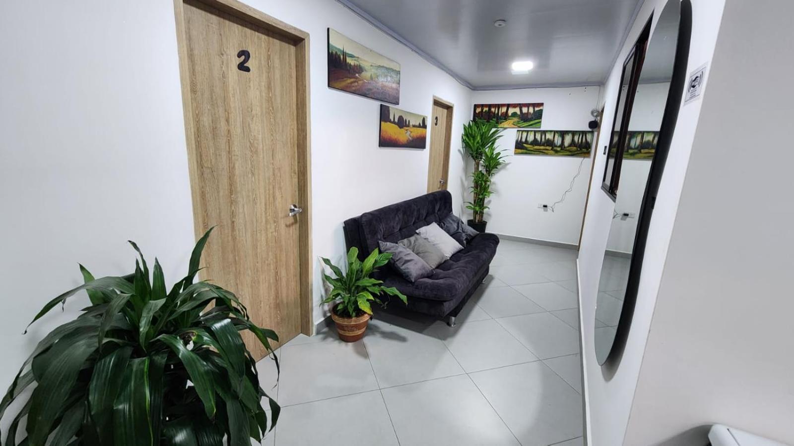 Hotel Medellin Calasanz Dış mekan fotoğraf