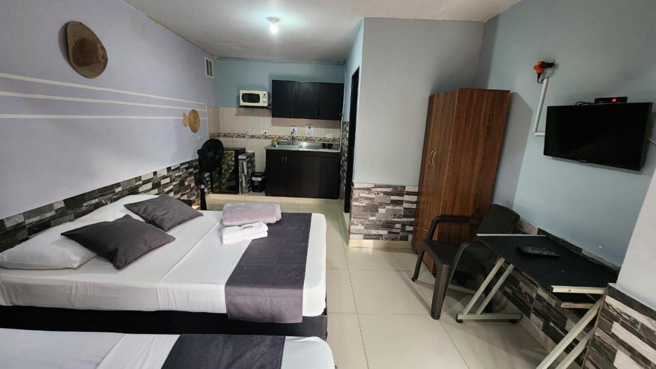 Hotel Medellin Calasanz Dış mekan fotoğraf