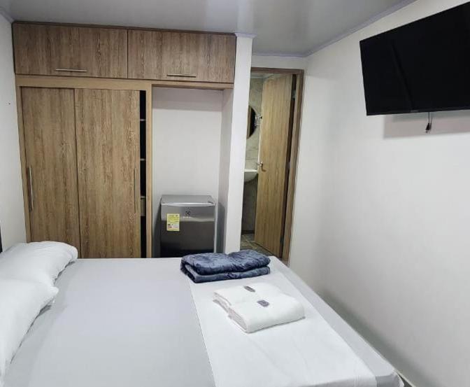 Hotel Medellin Calasanz Dış mekan fotoğraf