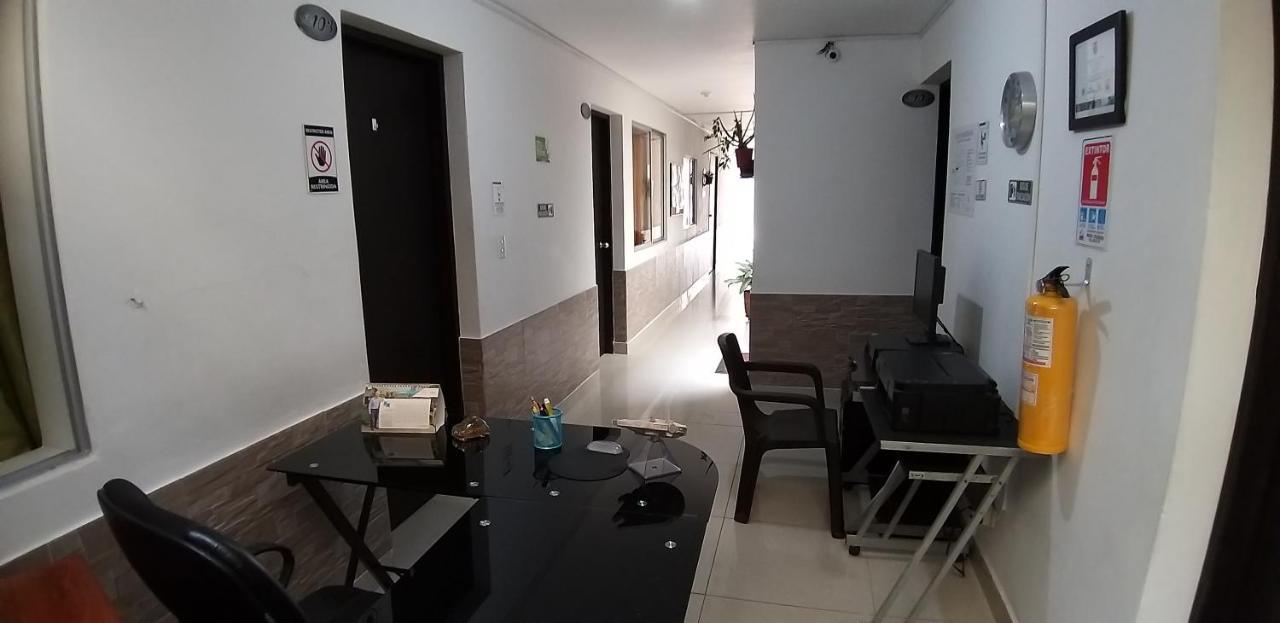 Hotel Medellin Calasanz Dış mekan fotoğraf