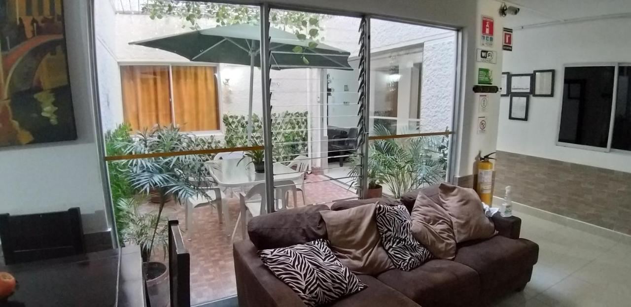 Hotel Medellin Calasanz Dış mekan fotoğraf